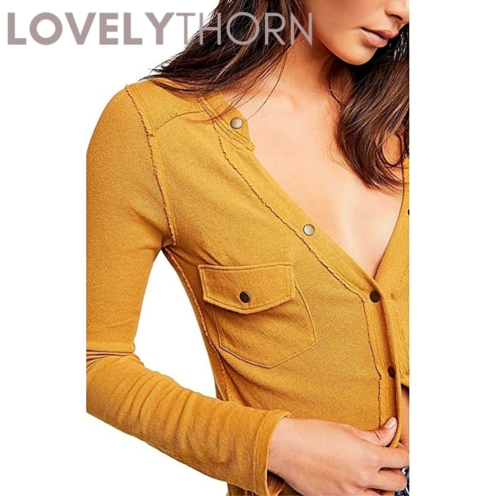 FREE PEOPLE // long sleeve plunge snap button flap pocket woven knit henley - Picture 3 of 16